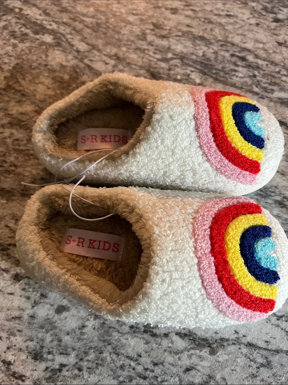 Cozy Girls Cream Rainbow Slip-On Slippers NIP Size 12 toddler